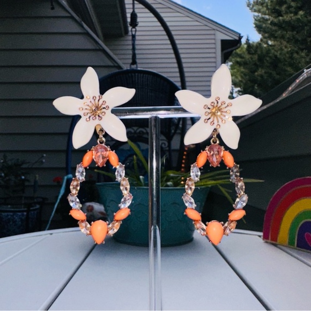 Flower coral earrings